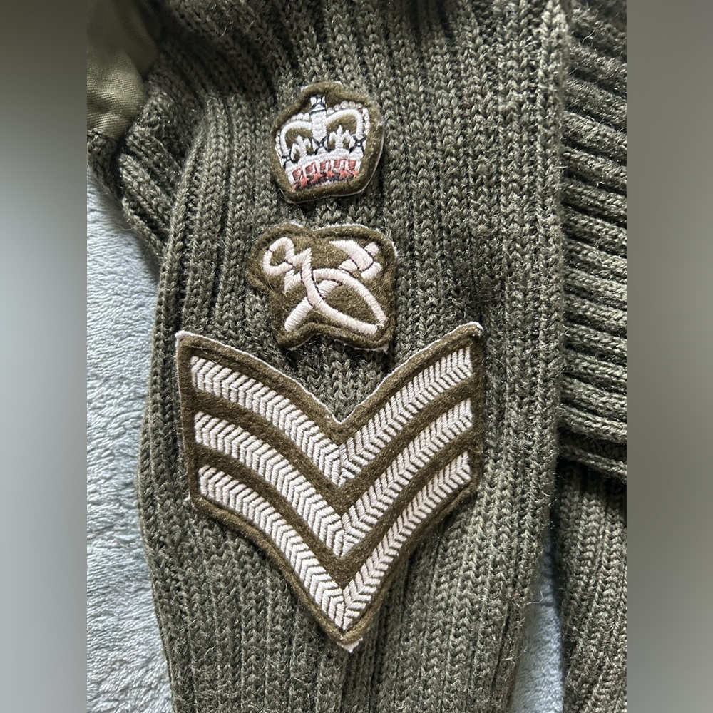 Wool British army sweater